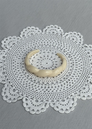 Vanessa resin bracelet Ivory Pico 